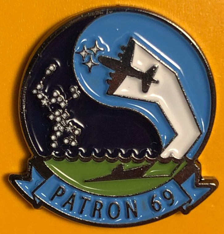 VP-69 Totems Pin